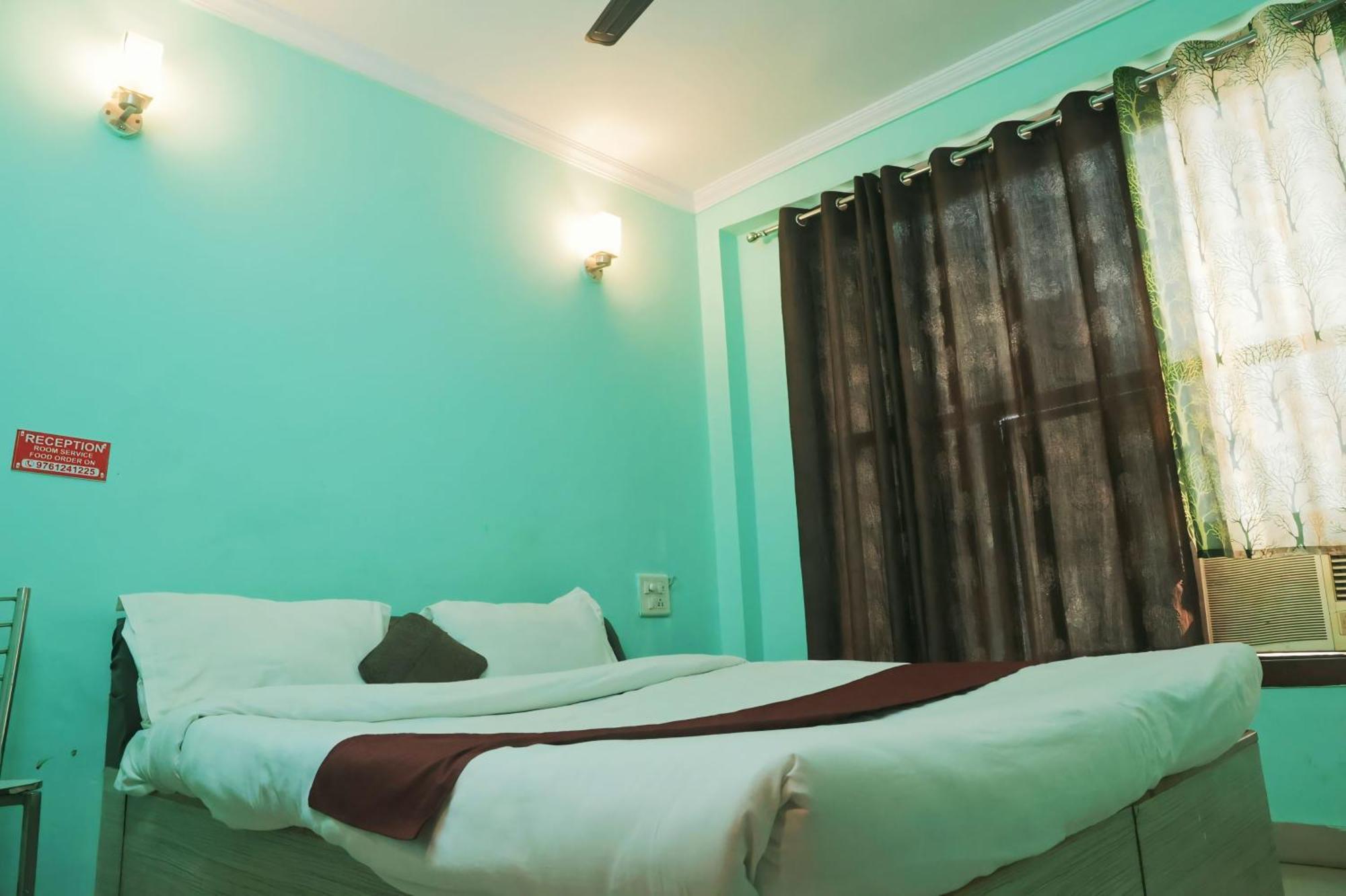 Hotel Shaurya Haridwar Ngoại thất bức ảnh