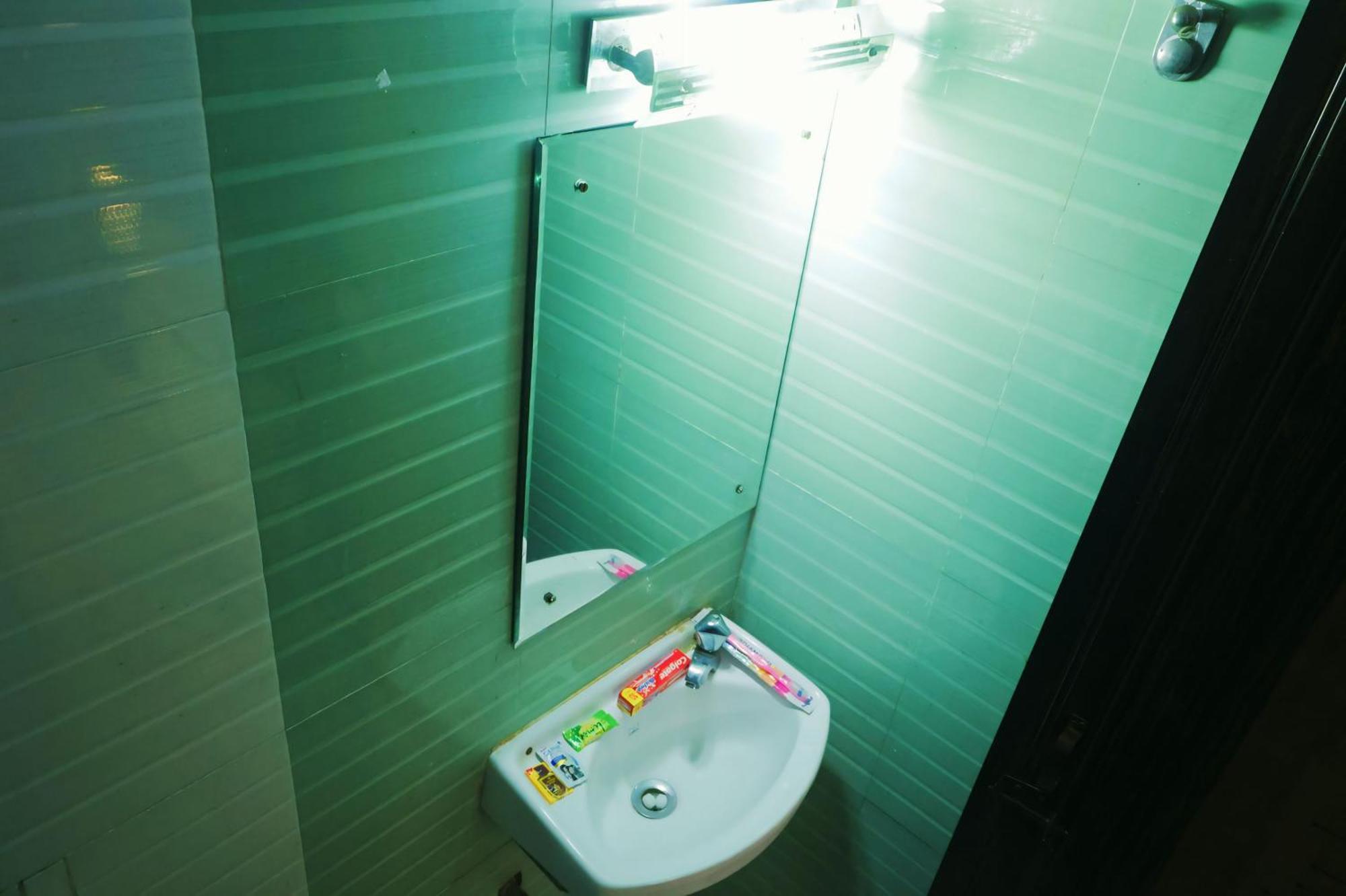 Hotel Shaurya Haridwar Ngoại thất bức ảnh